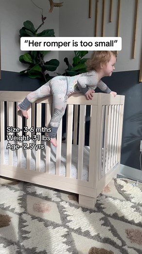 Sometimes you just have to give the babies what they want. #bamboobabyclothes #babyfit #babystyle #happybaby