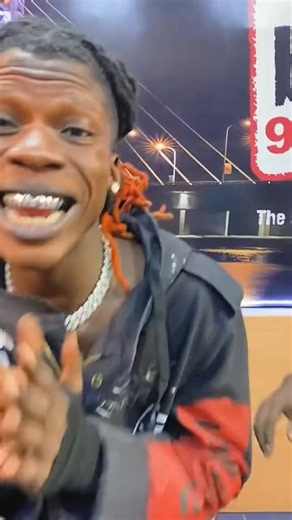 #seyivibez🔥📌💯 #seyivibezfanspage #nsnv❤️💯🤩✅fypgoviral #nsnv❤️💯🤩✅fypgoviralyivibez🔥📌