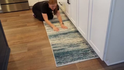 iOhouze Hallway Runner Rug 2x6 Washable Rug Runners Non Slip Kitchen Runner Rug Soft Print Distressed Blue Carpet Runner for Entryway Bedroom Kitchen Laundry Room