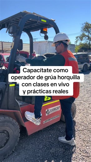 🚜 CURSO OPERADOR DE GRÚA HORQUILLA EN CHILE 🇨🇱 Así se viven nuestras clases reales junto a alumnos e instructor en vivo. Capacitación enfocada en aprendizaje práctico y teórico para operación de grúa horquilla. ✅ Clases en vivo ✅ Formación desde cero ✅ Instructor en tiempo real ✅ Certificación ✅ Cupos limitados 📍 Santiago Si buscas capacitarte como operador de grúa horquilla, esta es tu oportunidad para aprender en un entorno real de clases. 📲 Escríbenos para consultar próximas fechas, valo