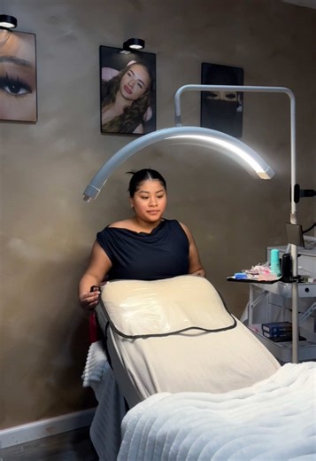 Mastering Eyebrow Shaping Through Threading Techniques