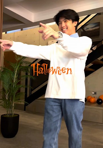 Halloween dinner set up 🎃