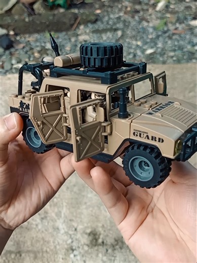 Humvee #legohumvee #legobricks #legoarmy #moc #legominifigures