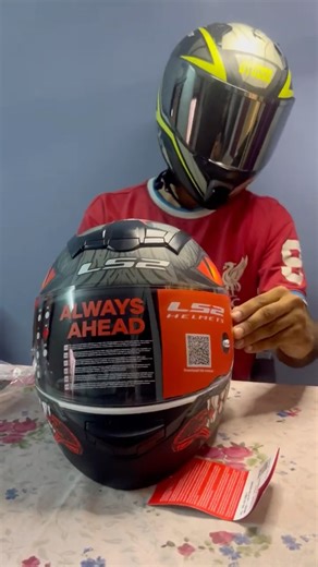 LS2 Helmet Unboxing & Review – Is It Worth the Price?#trendingshorts #ls2helmate #ytshorts #triumph
