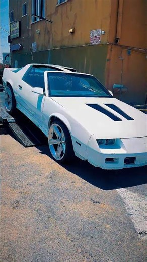 #vlogmasday9 #lsswap Iroc z Camaro heads cammed built buy #lsgperformance