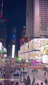317K views · 50 reactions | Times Sqaure Magic Move 4覆覆覆覆 By Katherine Frazer @tsqarts @timessquarenyc #tsqarts #timessquare #newyorklife #newyorklife #manhattanlife #nyc #nycart #artwork #newyorktimes @newyorkcity.explore @whatisnewyork @newyorkserhat | New York Times Square | Facebook