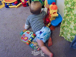 DIY Diapers from a T-Shirt: Quick Snap Flap Wrap (QSFW)