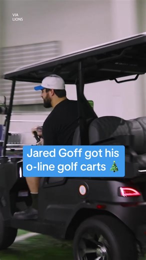 A little thank you from Jared Goff to his guys up front for Christmas 🤝 #lions #nfl #christmas #holidays #playoffs