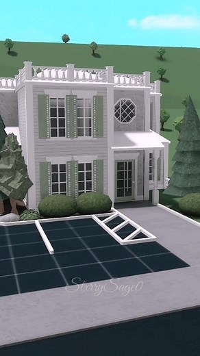 Small Cafe Ideas for Bloxburg - Affordable Layout Design (19k)