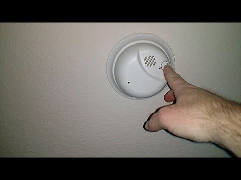 Change Smoke Alarm Battery. First Alert 9120B