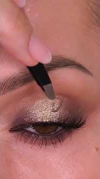 How To Get Smokey Eyes In Minutes!