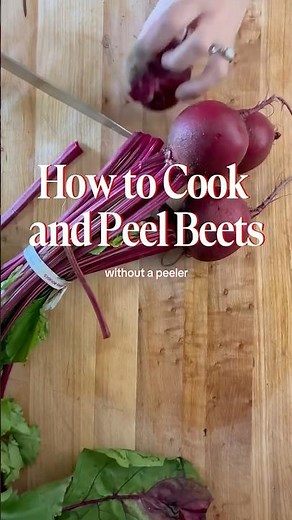 How to Cook and Peel Beets - without a peeler! Pickle Recipe 👇🏻 #shorts