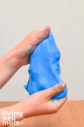 Homemade Gak in Less than 5 Minutes (Step by Step Tutorial)