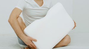 How To Fix A Memory Foam Pillow That’s Not Expanding 🛏️ - Safe Sleep Systems