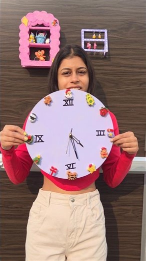 “DIY Wall Clock Using Cute Christmas Charms | Easy & Aesthetic Home Decor Idea | Christmas craft”