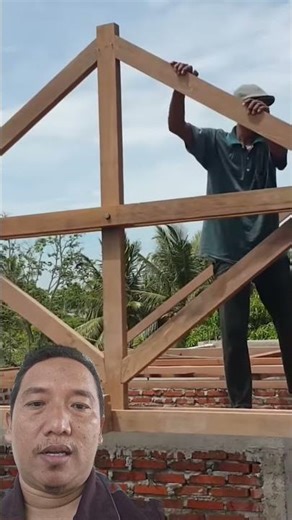 tricks and ways to set up wooden trusses #woodworking #building #aboutbuildings #classichomearchi...