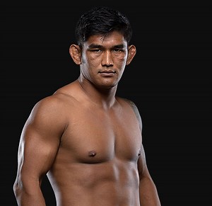 Aung La “The Burmese Python” N Sang