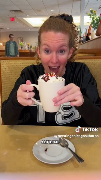 🚨 Naperville Illinois has the best breakfast sandwich in an unsuspecting place 👀 🍞We stopped at Sweet Toast pretty much by accident on our way to Joliet. We wanted to stop in another popular Naperville cafe, but it was too crowded and good thing it was! This was much better. 🏠If you're looking for homey breakfast vibes with simple but delicious food, this is the place! We walked in from the parking with another guy who said he lives down the street and orders take out breakfast from here alm