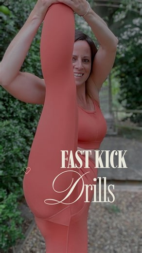 🔥 6 powerful drills to level up the speed of your kicks! 🔥 Add them into your regular training or smash them as a standalone workout – no excuses, just results. Let’s go team CB. Lock in, stay consistent, and finish the year STRONG. And if you’re serious about making real improvements in 2026… 💥 RESET 4.0 is coming January 5th! 💥 27 workouts. 27 Days. One stronger YOU! 🔥 Who’s in? 🔥 | Chloe Bruce