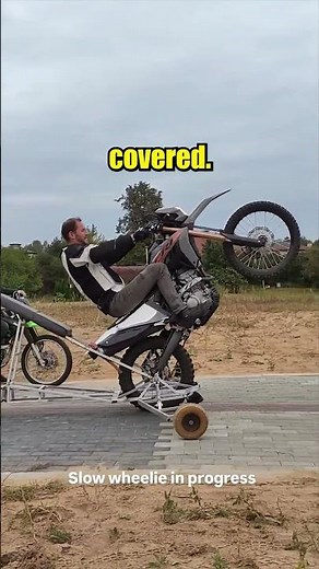 Master Motorcycle Wheelies Without Fear! 😳