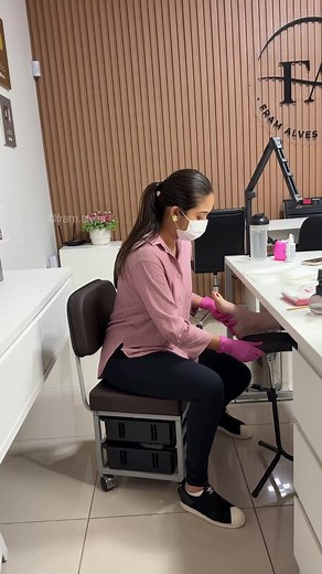 Passo a Passo para Unhas dos Pés Perfeitas