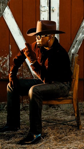 NE-YO on Instagram: "The music. The dreams. The journey in between. #SimpleThings"