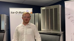 Instructions for cleaning GEM and MFI series Ice machines