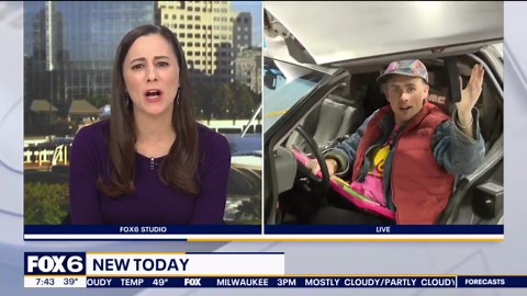 DeLorean time machine at Midwest Gaming Classic