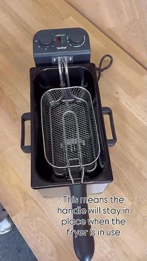 How to attach the handle correctly on the Vonshef Deep Fat Fryer #fryer #cooking #fakeaway