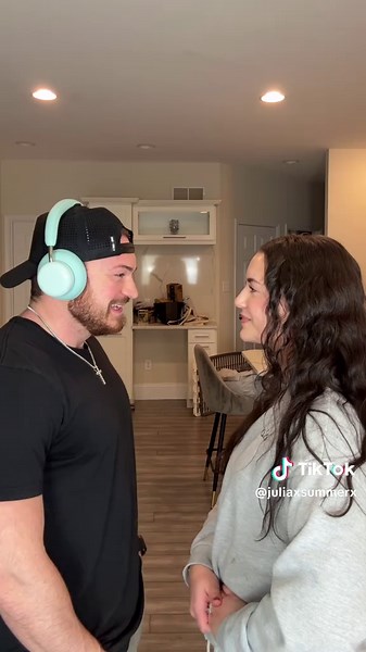 Participate in the Headphone Challenge! 🎧