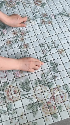 See how high-precision inkjet technology brings floral beauty to life with stunning detail. #inkjet #inkjetprint #inkjetprinting #pattern #patterns #floral #florals #mosaic #mosaici #mosaics #mosaicart #design #designinspiration #designdeinteriores #print #printing #printed #printdesign | Tilend Ceramics Co., Limited | Facebook