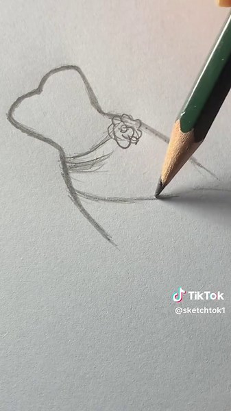 Female Dress Drawing Guide: Techniques and Tips