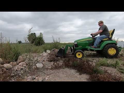 John Deere X748 - Mini Loader (Buford Bucket): Part 1