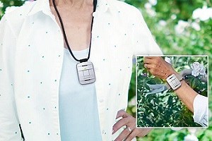 How to Wear a Medical Alert Device | Pendant, Wristband, Belt Clip, Purse