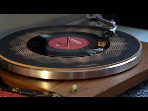 Lana Del Rey - You Will Never Walk Alone