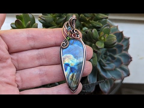 Cabochon Embellished Beaded Wire Wrap Pendant Tutorial
