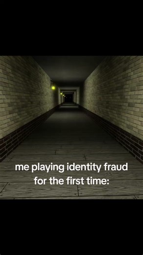 Exploring Identity Fraud in Roblox Gaming Experience