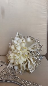 6 comments | #reels #reelsinstagram #video #viral #view #bouquet #bridal #bride #bouquet #bouqet #jerb | Fly flowers - Hager Shaban | Facebook