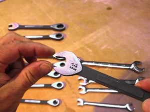 Ratcheting Wrenches