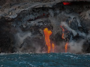 Hawaii Volcanoes National Park Tour – Self-Guided Volcano Tour