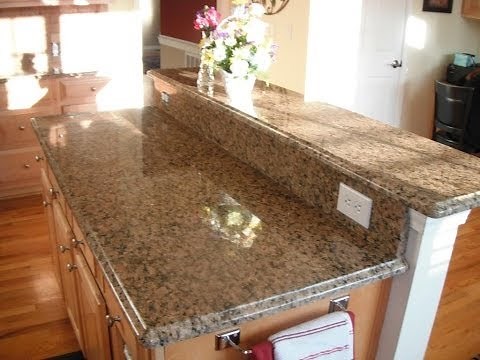 Granite Colors for Light Cabinets