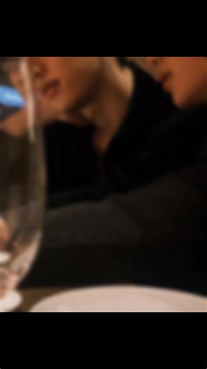 Aouboom and GMM Staff React to WilliamEst's Clinginess