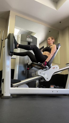 Intense Leg Press Machine Workout for Quadriceps and Hamstrings