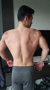 1.4M views · 16K reactions | How to build a V shape body that will make your waist look smaller | Jordan Yeoh | Facebook