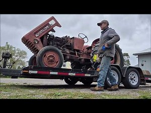 1959 International Harvester B275 Introduction and Evaluation