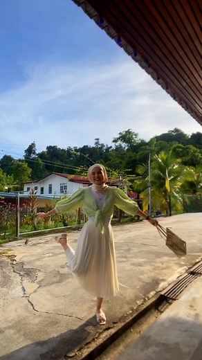 Feeling 🌿🍄🌻 #fyp #cottagecore #outfit #makeup #staycasap #asapstayc #bruneitiktok #tiktokbrunei