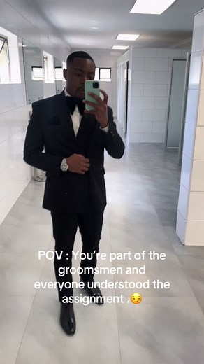 Groomsmen Dance Highlights at the Wedding Ceremony