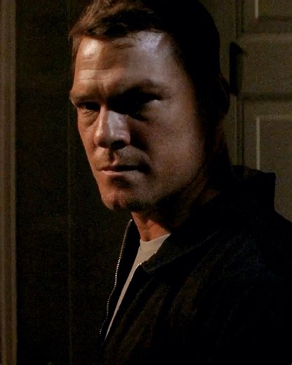 Is Jack Reacher’s Someone Drive to the Hospital”Line + 4-on-1 Beatdown the Coolest Action Brag Ever?