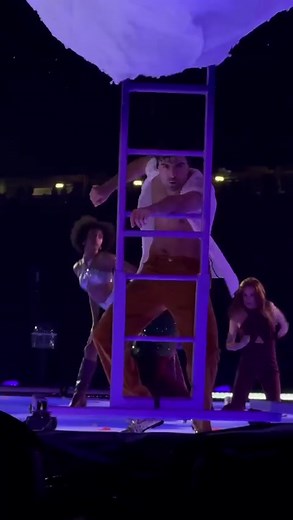 In @Taylor Swift ‘s lavender haze era ☁️ #erastour #taylorswift #lavenderhaze