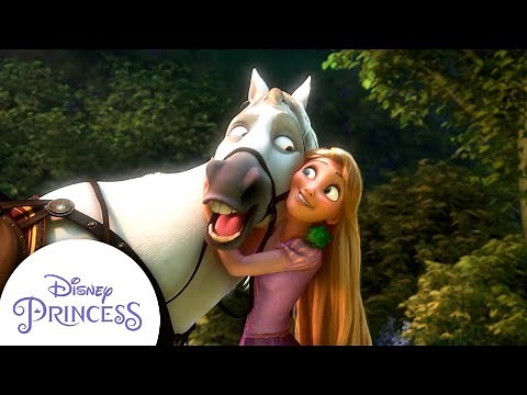 Rapunzel Wins Over Maximus | Tangled